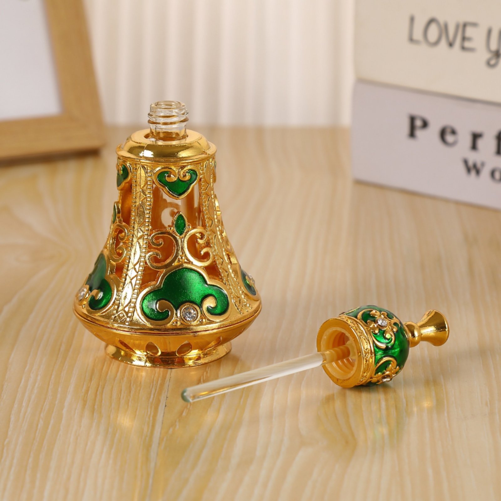 Ornate Perfume Bottle Faceted  - đánh giá và giá Home Decor Glass